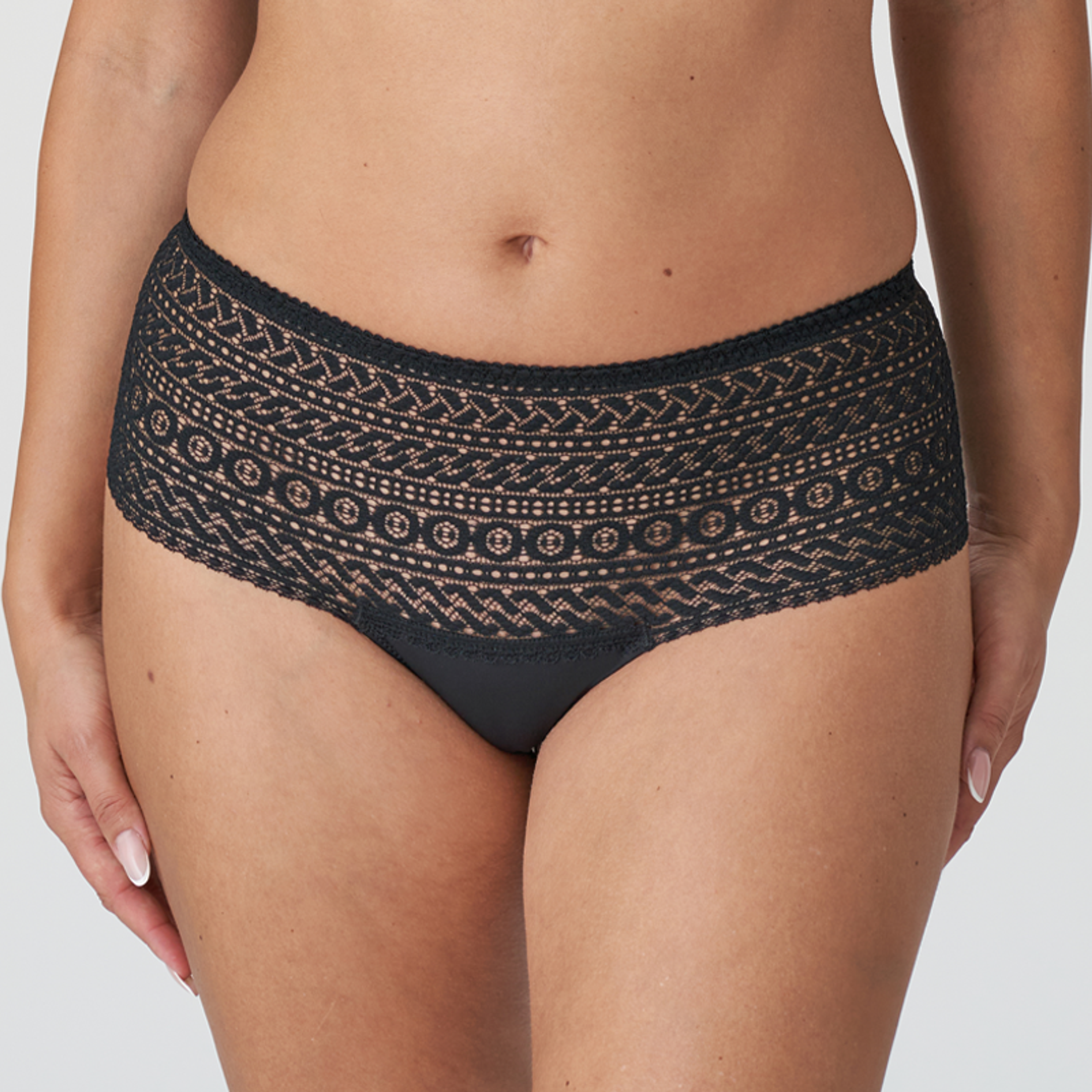 Montara Luxe String