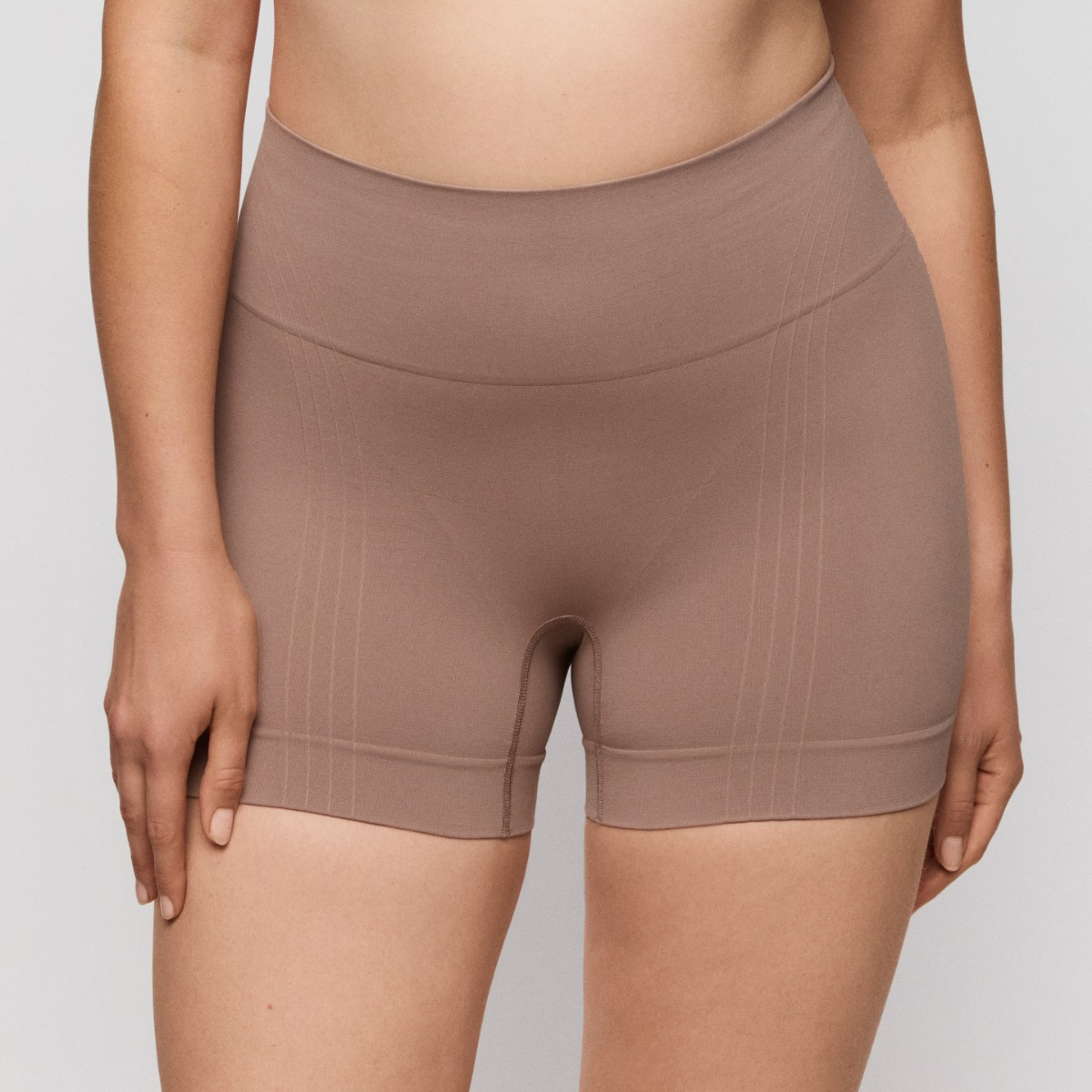 Nudda Corrigerende Short